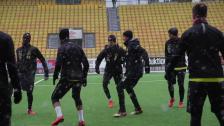 Olsson och McVey inför träningsmatchen mot Skövde